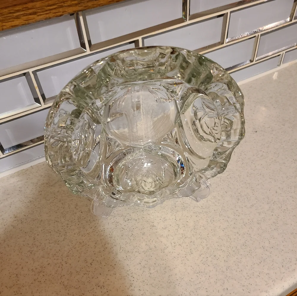 Elegant Clear Glass Candy Dish/ashtray with Floral Rose Design